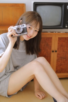 女儿管爸爸叫老公