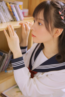 吃奶视频