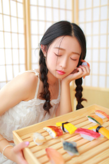 X姓女RAPPER